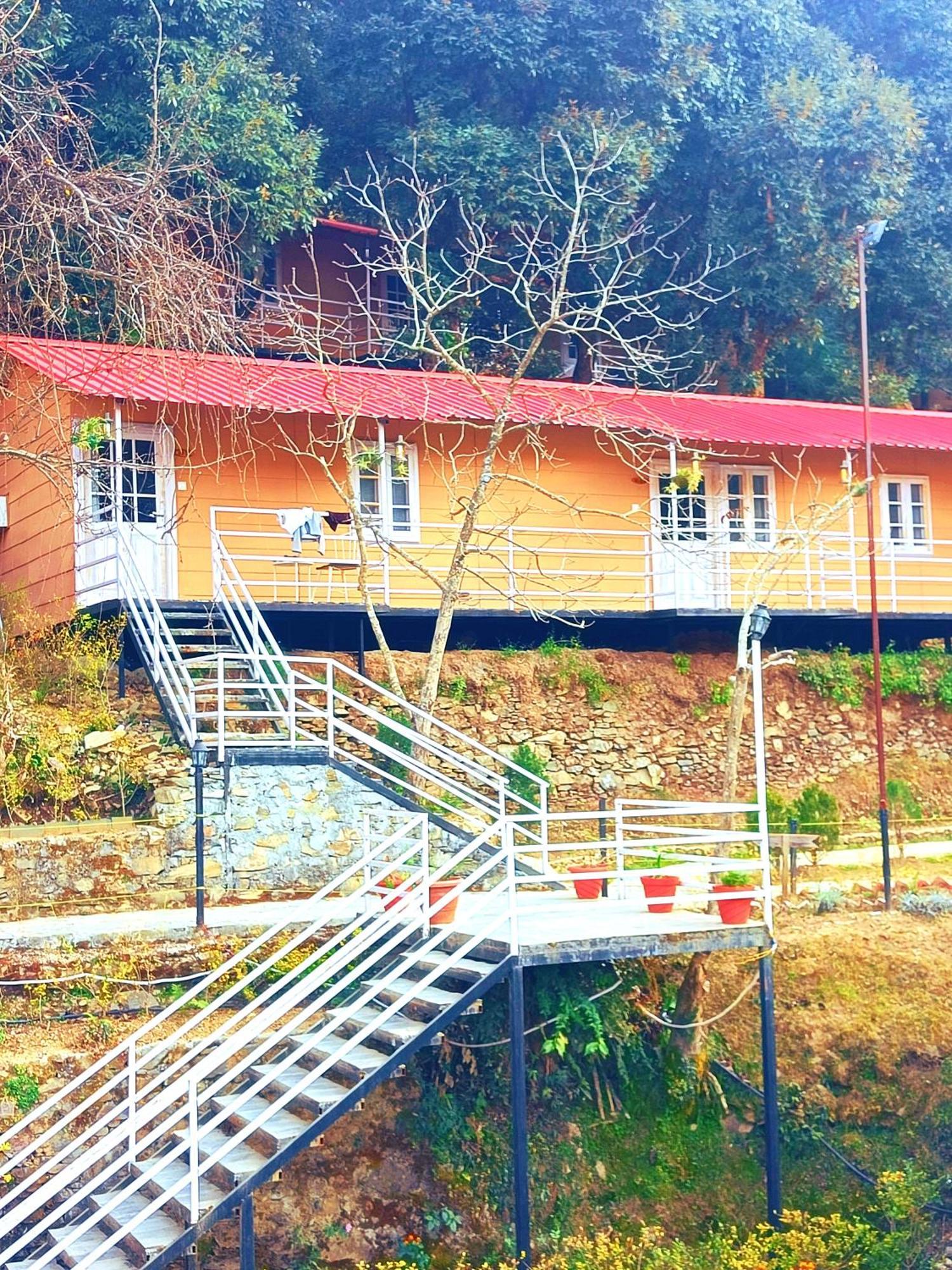 Aaroham Resort Shimla ! Luxury Cottage By Aamod Group Екстер'єр фото